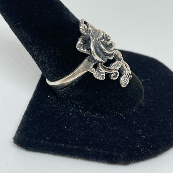 Sterling Silver Carved Rose Ring - Picture 6 of 7